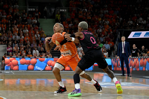 无论是从金 无论是从金