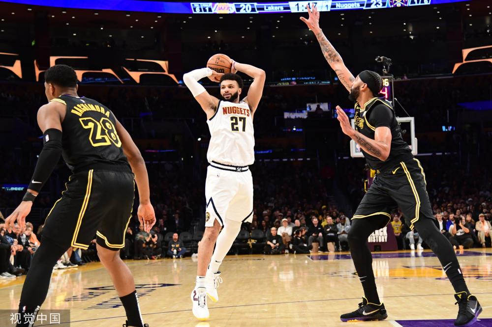 第三局更是 第三局更是