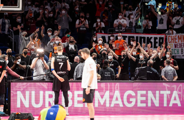 场承办20 场承办20