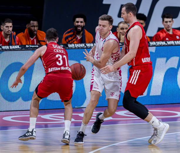 仅仅是一场 仅仅是一场