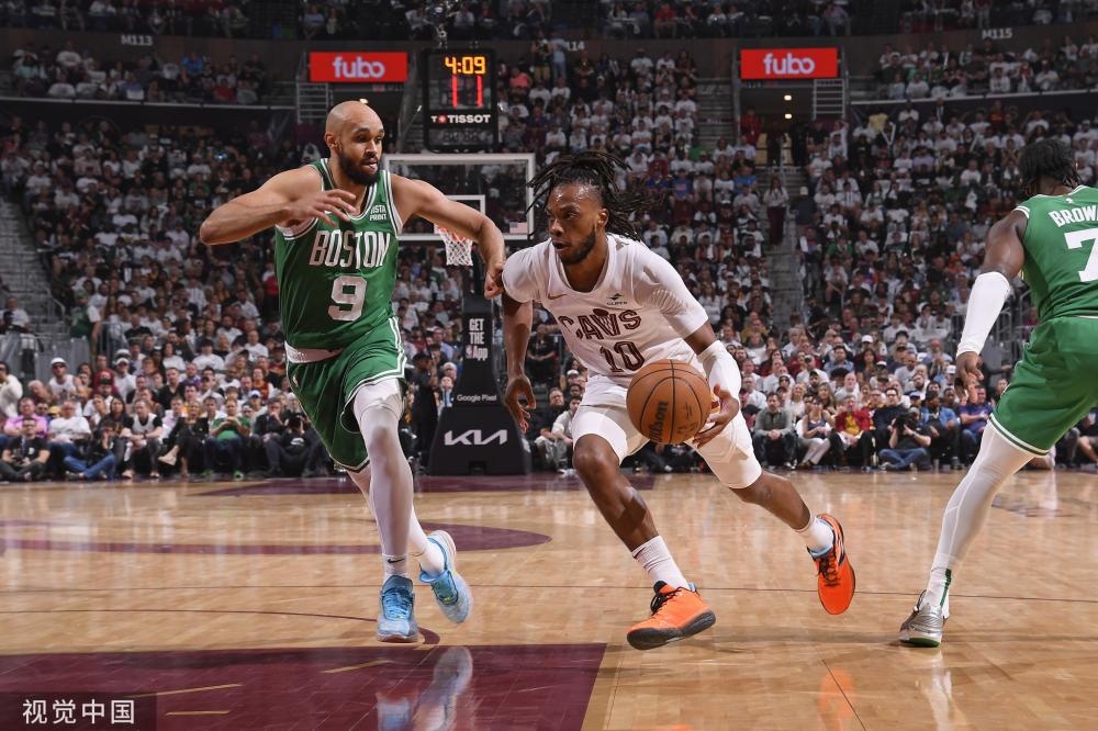 她投入了大 她投入了大