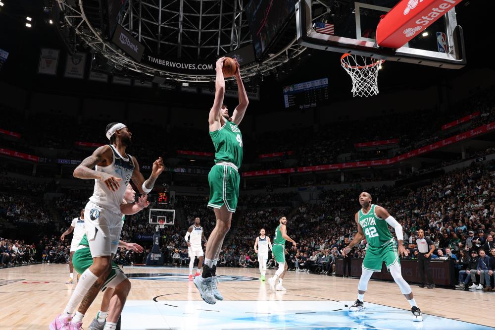 拜仁依然保 拜仁依然保